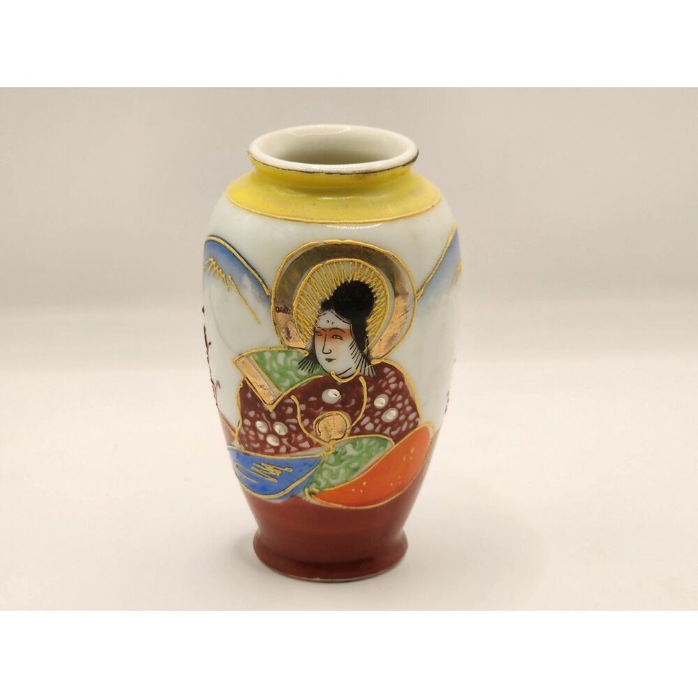 Occupied Japan Satsuma Style Mini Bud Vase Geisha Figural Brown Yellow Gold Gilt